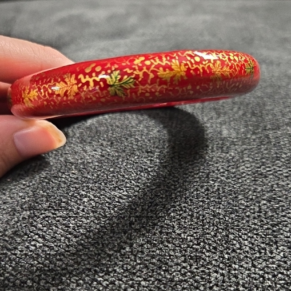 Elegant Multicolor Bangle Set - Picture 2 of 5
